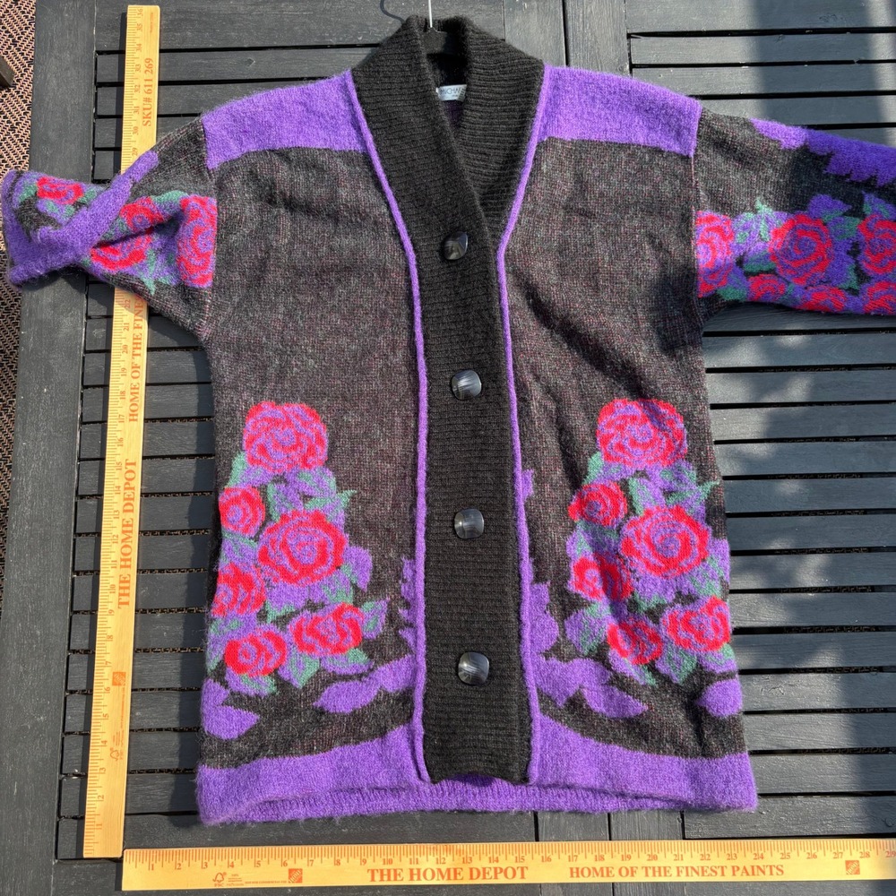 Michael Carol Cardigan Womens Small Purple Black Excellent Mohair Rose Sweater - Picture 3 of 3